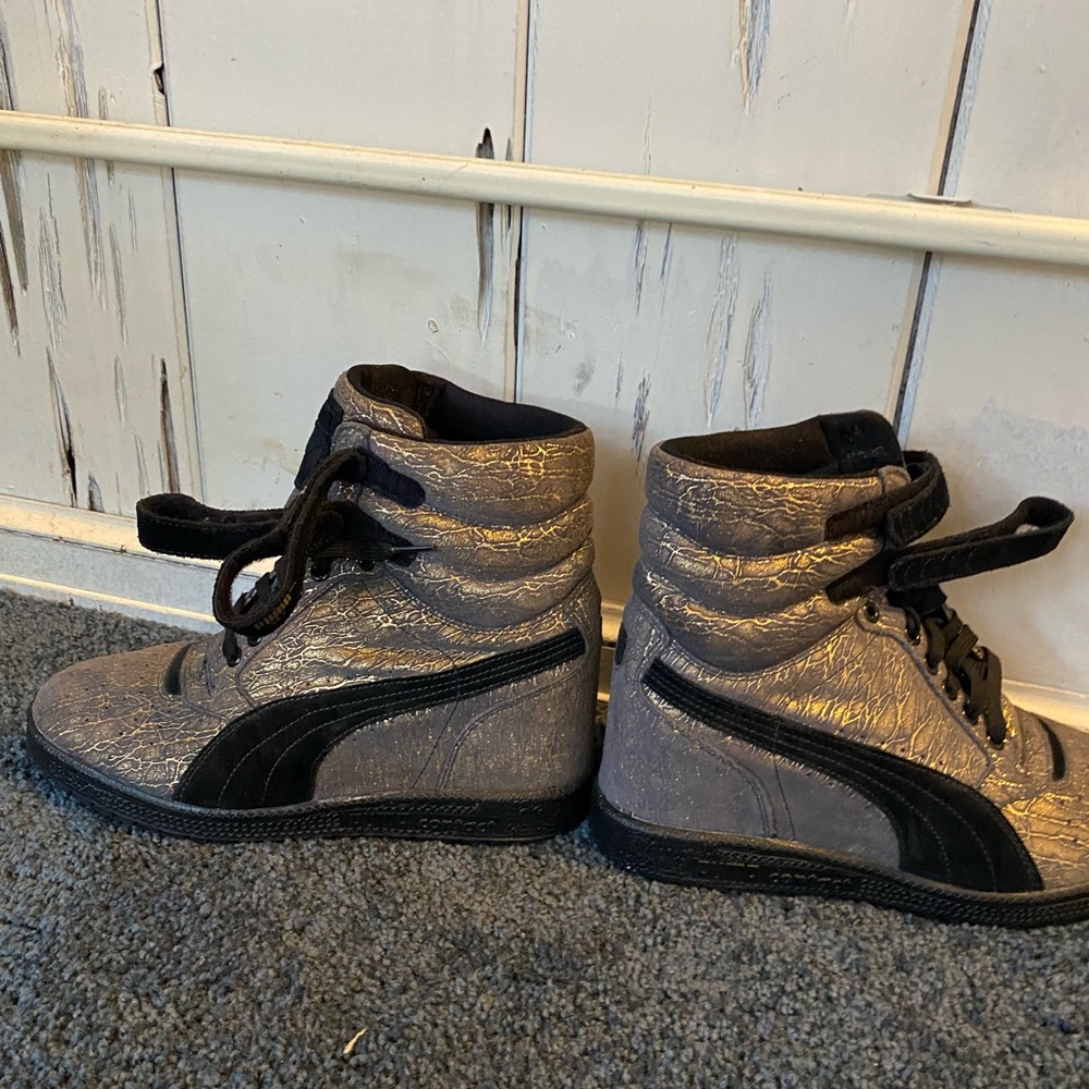 Puma sneakers